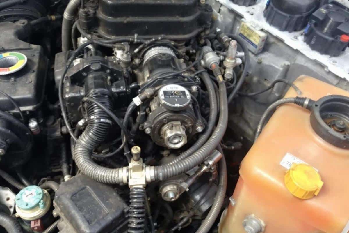 Peugeot 206 hatchback : fiche, moteur et équipements